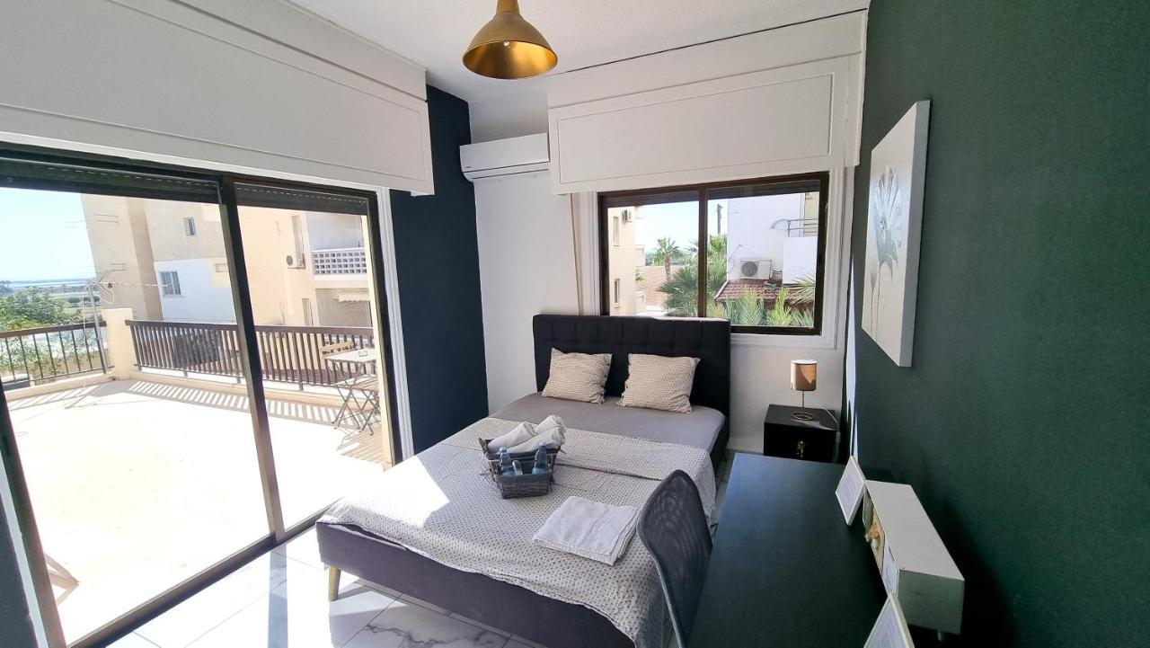 Cozy Beach Apt, Near Airport With 100Mbit Internet Larnaca Buitenkant foto